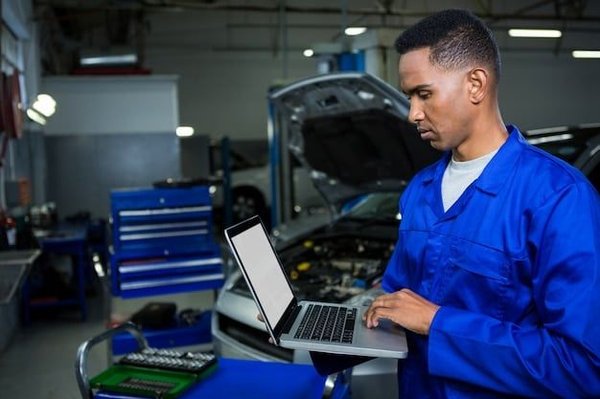 Quels sont les principes fondamentaux de la maintenance 4.0 ?