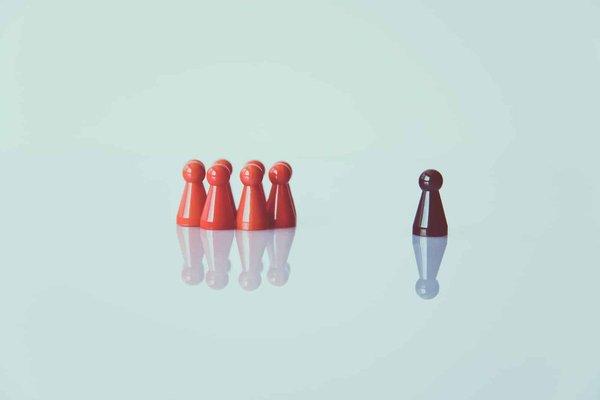 Quel est le synonyme de leader ?